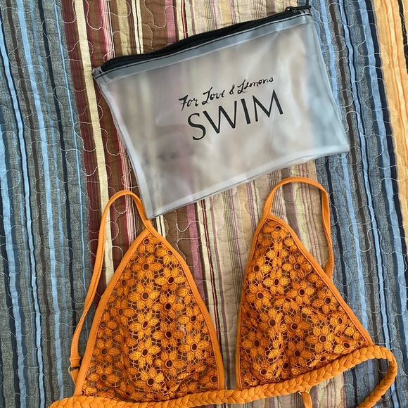 FOR LOVE & LEMONS Samba Floral Crochet bikini Top - Picture 2 of 3